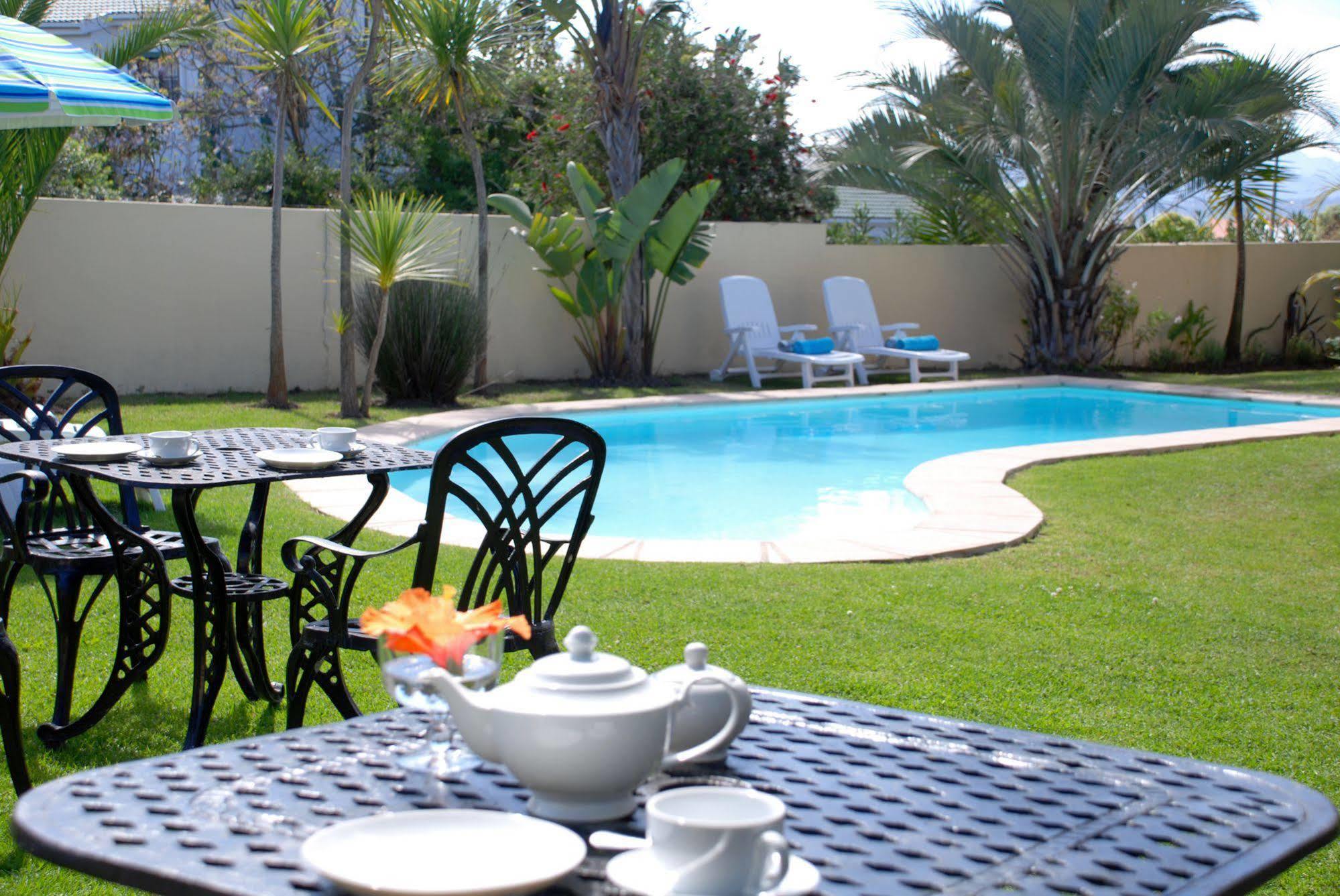 Mandalay Guest House Plettenberg Bay Ngoại thất bức ảnh