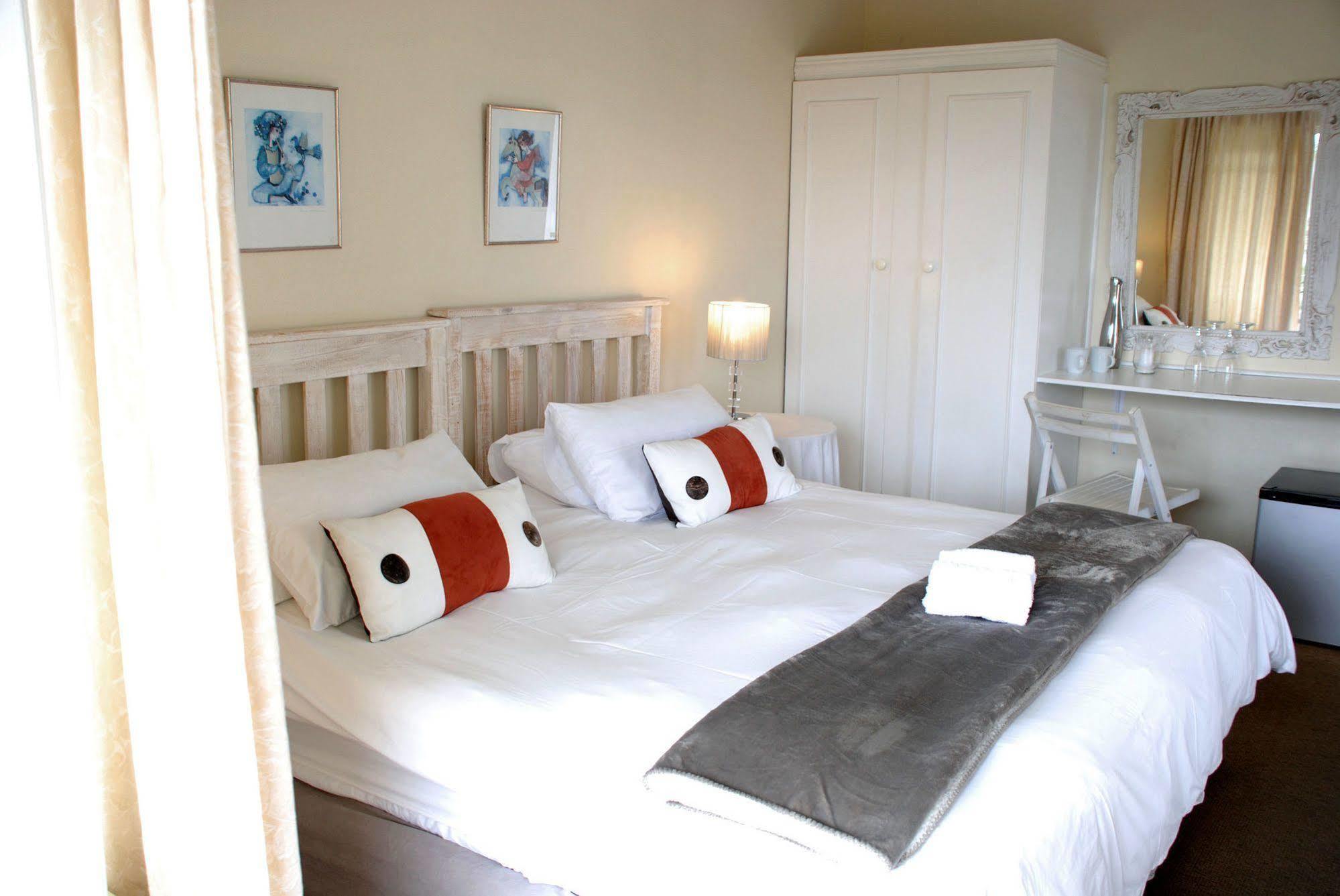 Mandalay Guest House Plettenberg Bay Ngoại thất bức ảnh