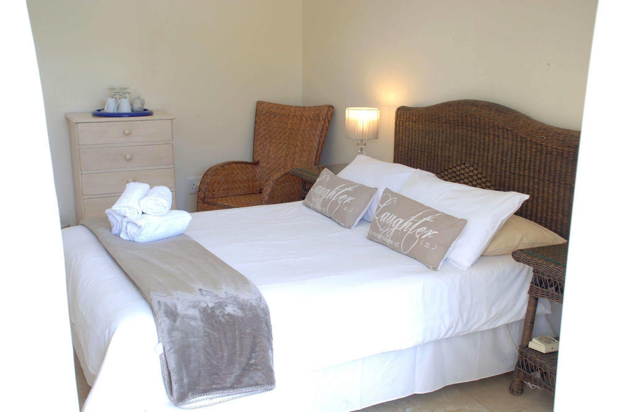 Mandalay Guest House Plettenberg Bay Ngoại thất bức ảnh